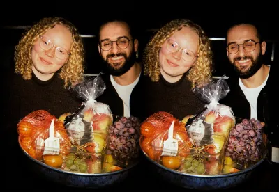 Our lovely talented students Maud and Wael presenting fruits and cookies. There is a third face on the apple bag. Best 3D effect on this roll.